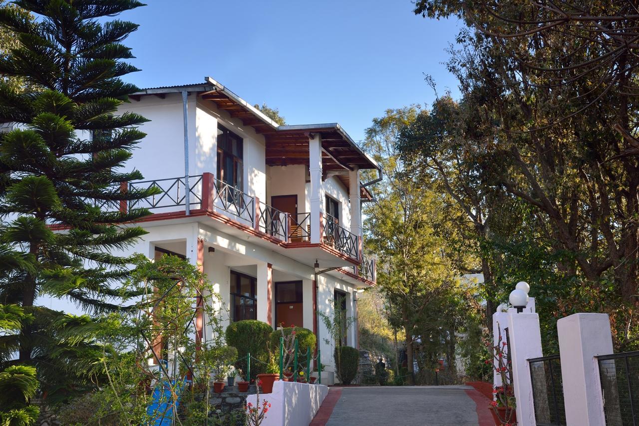 Hotel Maya Regency Bhīm Tāl Buitenkant foto